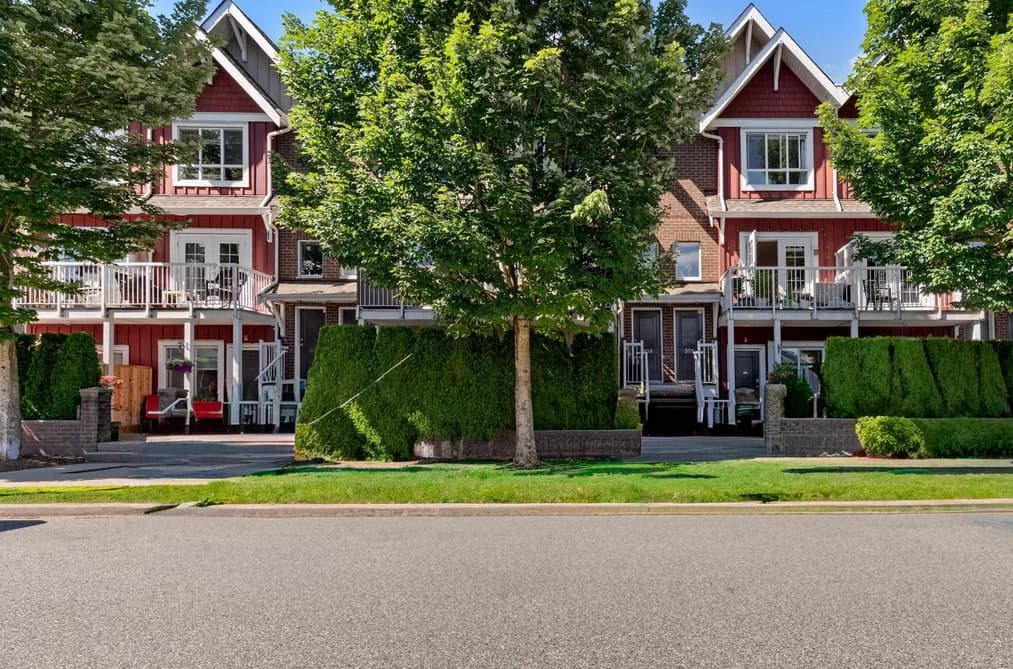 305 1661 FRASER AVENUE, Port Coquitlam, BC — Residential for Sale - Main Photo