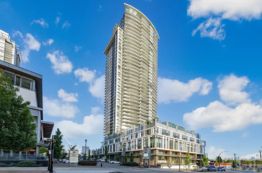 305 2085 SKYLINE COURT, Burnaby, BC — Residential for Sale - Main Photo