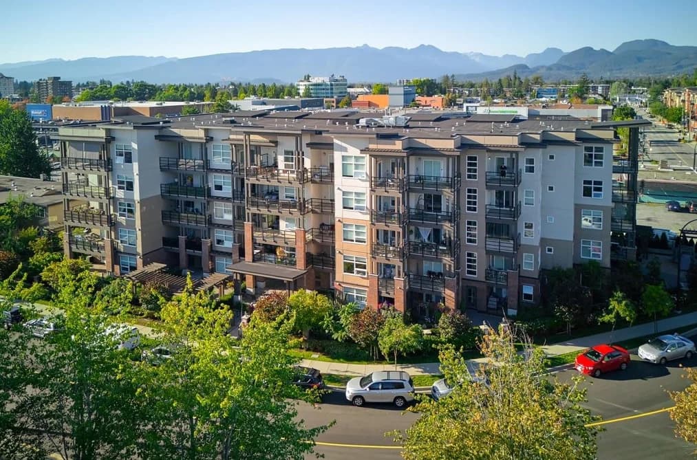 305 22577 ROYAL CRESCENT, Maple Ridge, BC — Residential for Sale - Main Photo