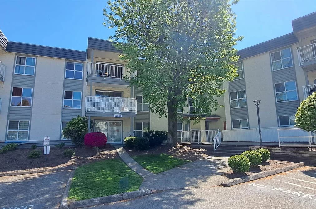 305 32870 GEORGE FERGUSON WAY, Abbotsford, BC — Residential for Sale - Photo 2