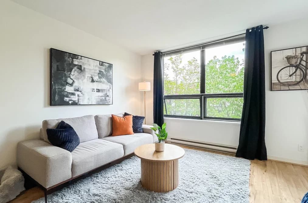 305 3638 VANNESS AVENUE, Vancouver, BC — Residential for Sale - Photo 2
