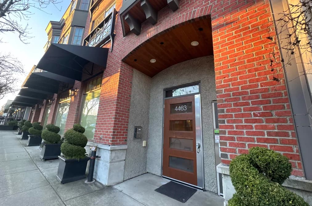 305 4463 W 10TH AVENUE, Vancouver, BC — Residential for Sale - Main Photo