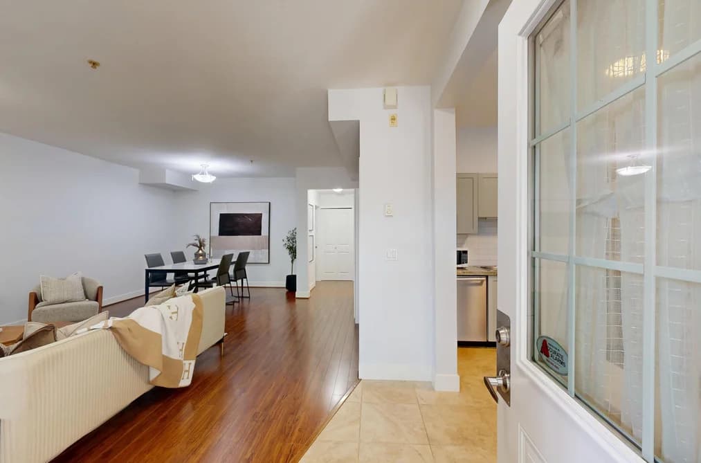 305 4468 ALBERT STREET, Burnaby, BC — Residential for Sale - Photo 2