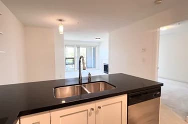 Condo for sale at 305 4550 Fraser Street Vancouver British Columbia - MLS: R3134522