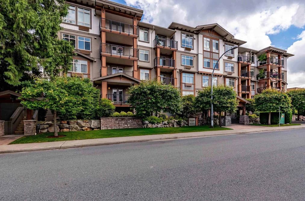 305 45665 PATTEN AVENUE, Chilliwack, BC — Residential for Sale - Photo 2
