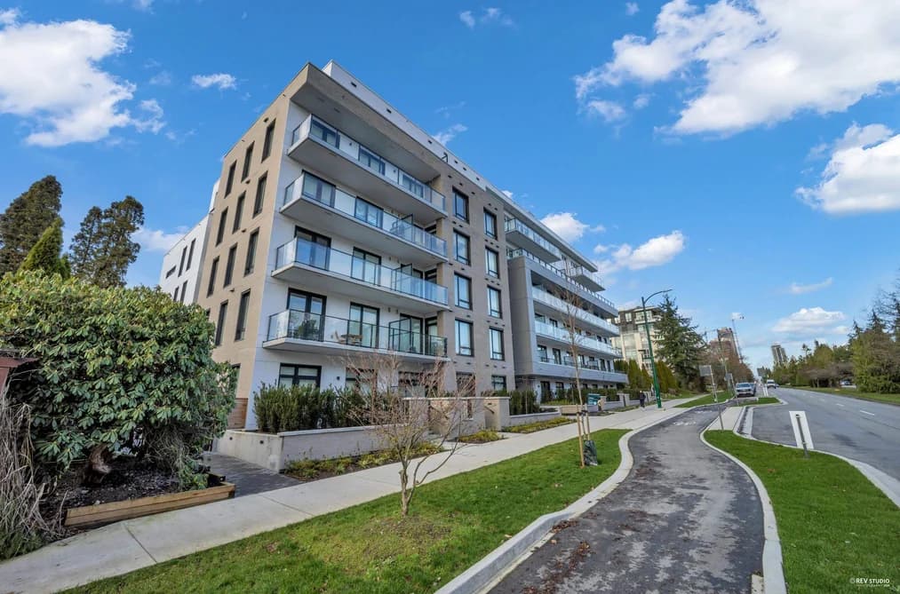 305 6859 CAMBIE STREET, Vancouver, BC — Residential for Sale - Photo 2