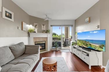 Condo for sale at 305 9165 Broadway Street Chilliwack British Columbia - MLS: R3160805