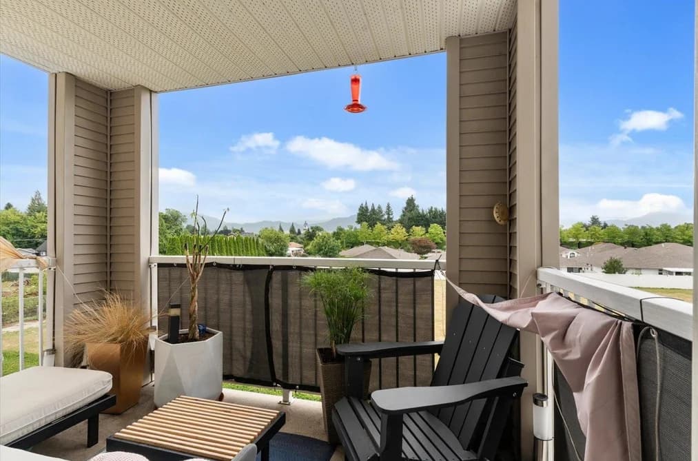305 9165 BROADWAY STREET, Chilliwack, BC — Residential for Sale - Photo 2