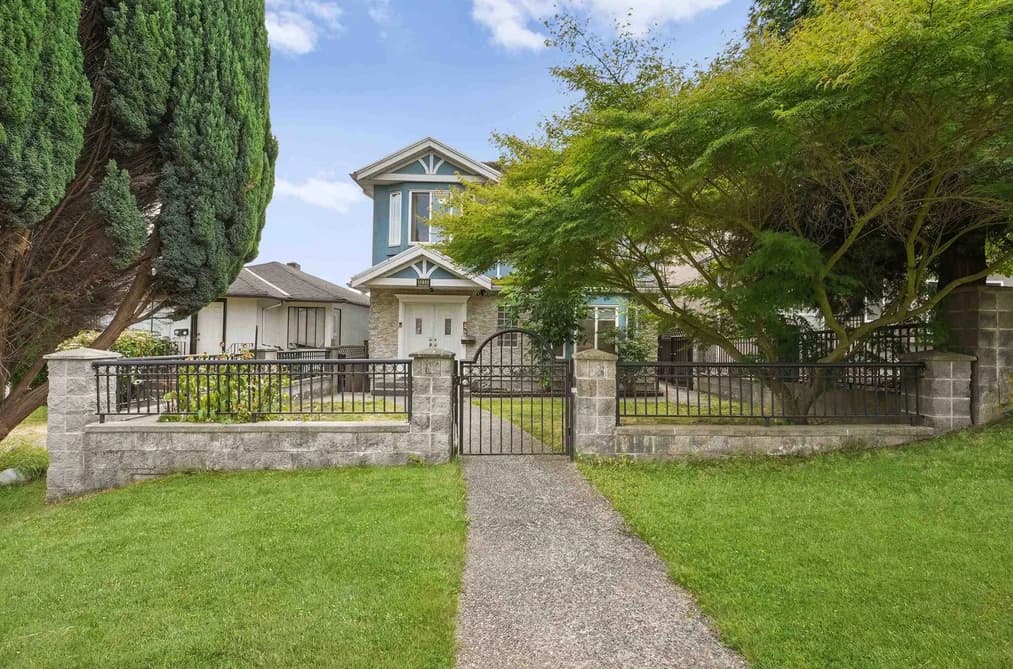 3054 E 5TH AVENUE AVENUE, Vancouver, BC — Residential for Sale - Photo 2