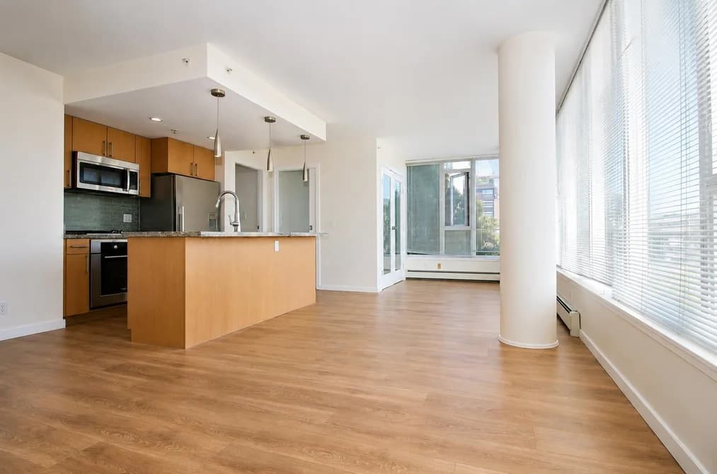 306 1887 CROWE STREET, Vancouver, BC — Residential for Sale - Photo 2