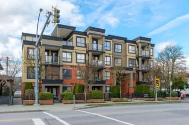 Condo for sale at 306 2191 Shaughnessy Street Port Coquitlam British Columbia - MLS: R3093553