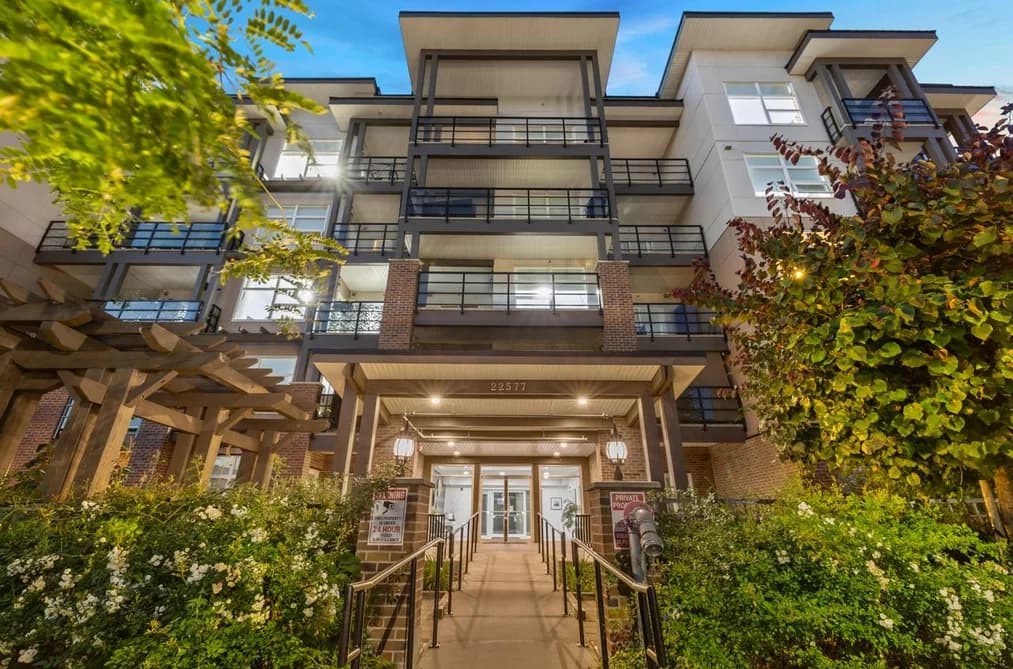 306 22577 ROYAL CRESCENT, Maple Ridge, BC — Residential for Sale - Photo 2