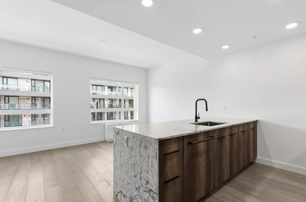 306 3590 W 39TH AVENUE, Vancouver, BC — Residential for Sale - Main Photo