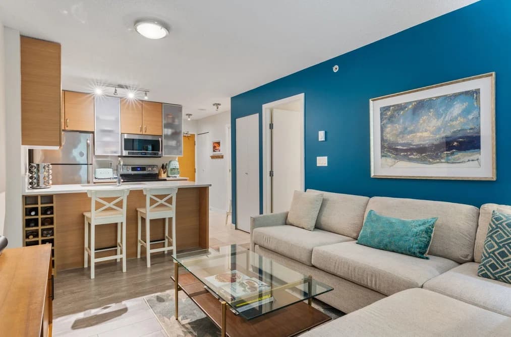 306 977 MAINLAND STREET, Vancouver, BC — Residential for Sale - Photo 2