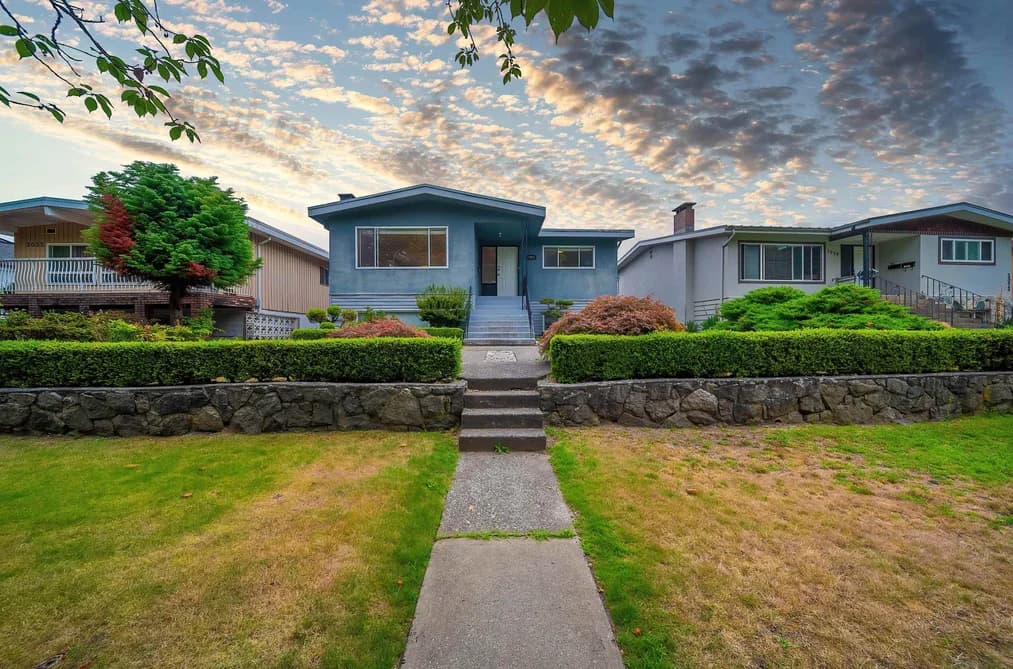 3063 ROSEMONT DRIVE, Vancouver, BC — Residential for Sale - Photo 2