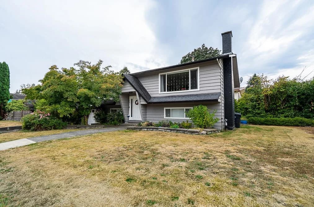 3067 NEWBERRY STREET, Port Coquitlam, BC — Residential for Sale - Photo 2