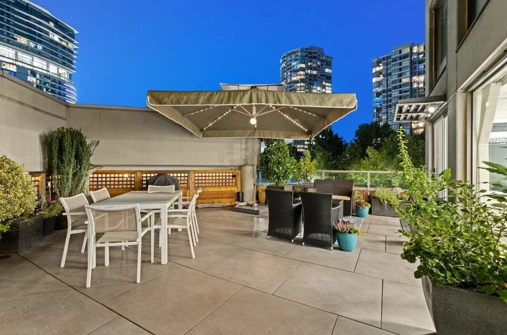 307 1009 EXPO BOULEVARD, Vancouver, BC — Residential for Sale - Photo 2