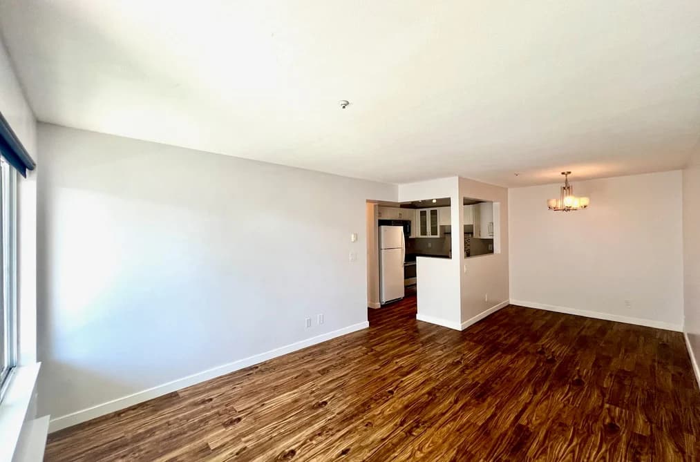 307 11671 FRASER STREET, Maple Ridge, BC — Residential for Sale - Photo 2