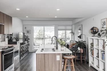 Condo for sale at 307 1365 Pemberton Avenue Squamish British Columbia - MLS: R3135519