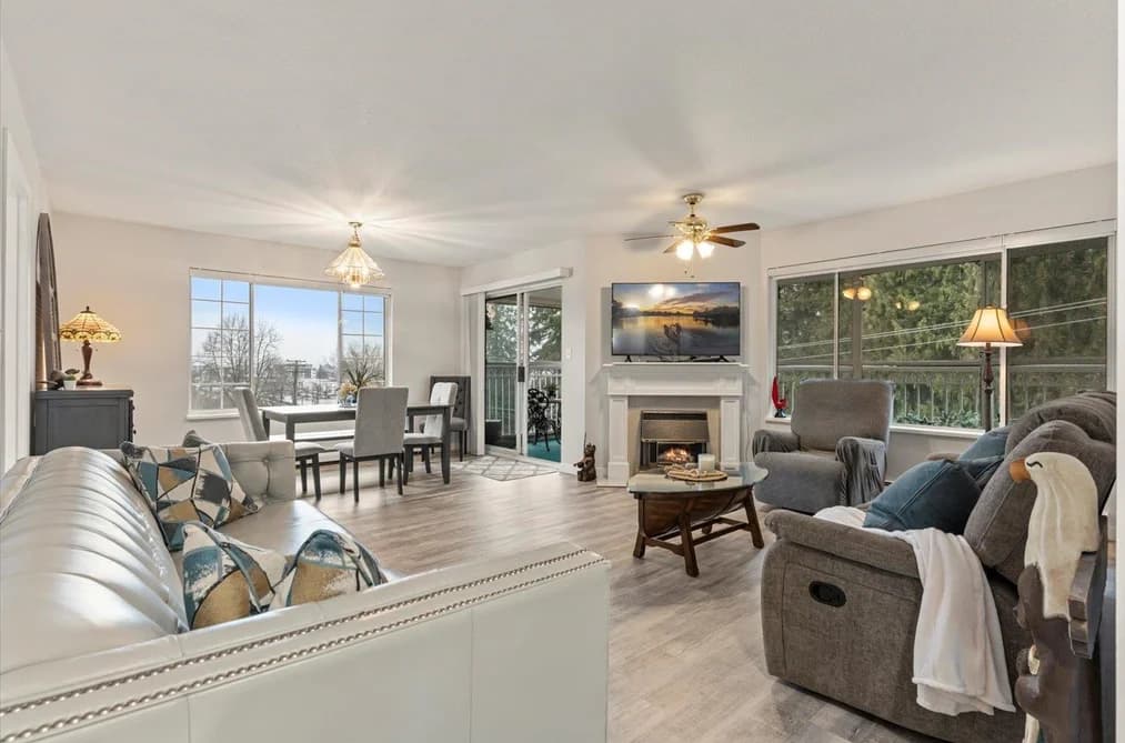 307 2491 GLADWIN ROAD, Abbotsford, BC — Residential for Sale - Main Photo