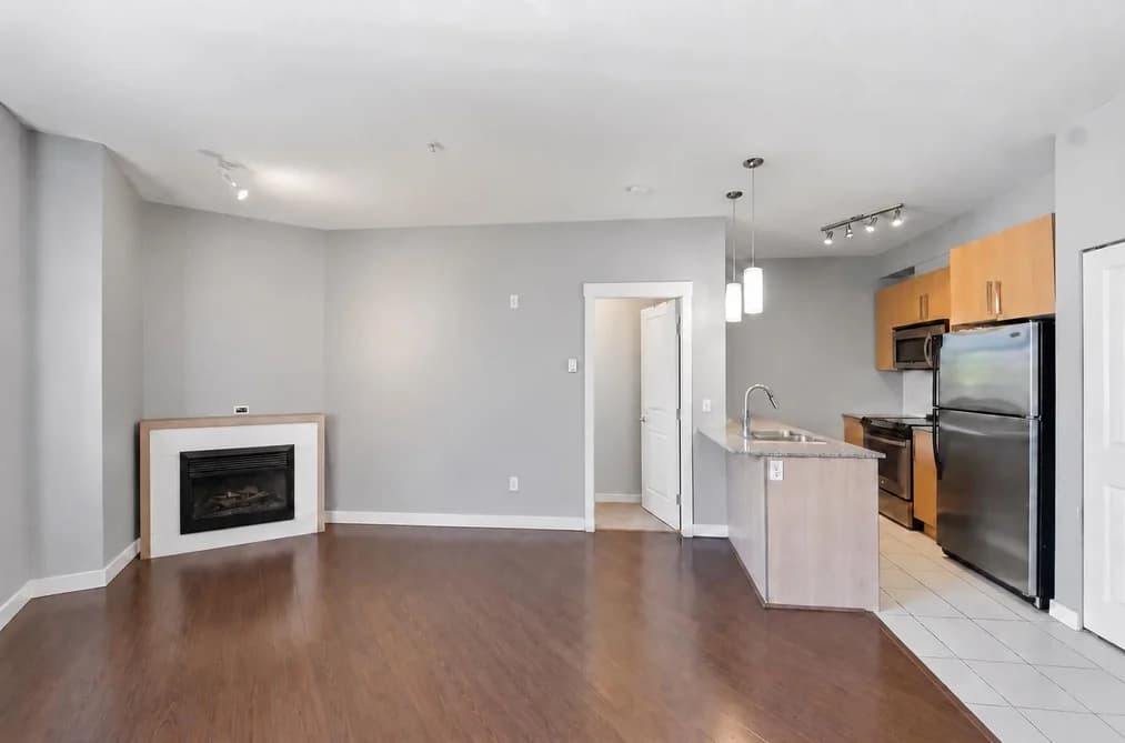 307 2943 NELSON PLACE, Abbotsford, BC — Residential for Sale - Photo 2