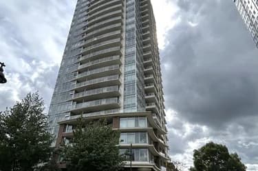 Condo for sale at 307 3102 Windsor Gate Coquitlam British Columbia - MLS: R3160821