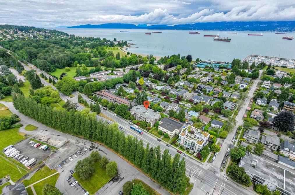 307 3839 W 4TH AVENUE, Vancouver, BC — Residential for Sale - Photo 2