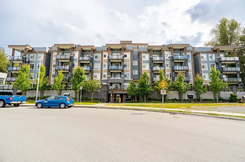 307 45562 AIRPORT ROAD, Chilliwack, BC — Residential for Sale - Main Photo