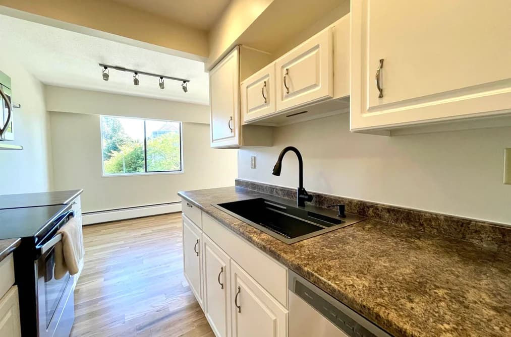 307 5127 IRVING STREET, Burnaby, BC — Residential for Sale - Photo 2
