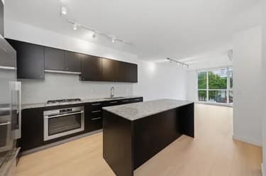 Condo for sale at 307 6180 Cooney Road Richmond British Columbia - MLS: R3107200