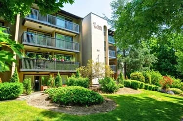 Condo for sale at 307 9857 Manchester Drive Burnaby British Columbia - MLS: R3132987