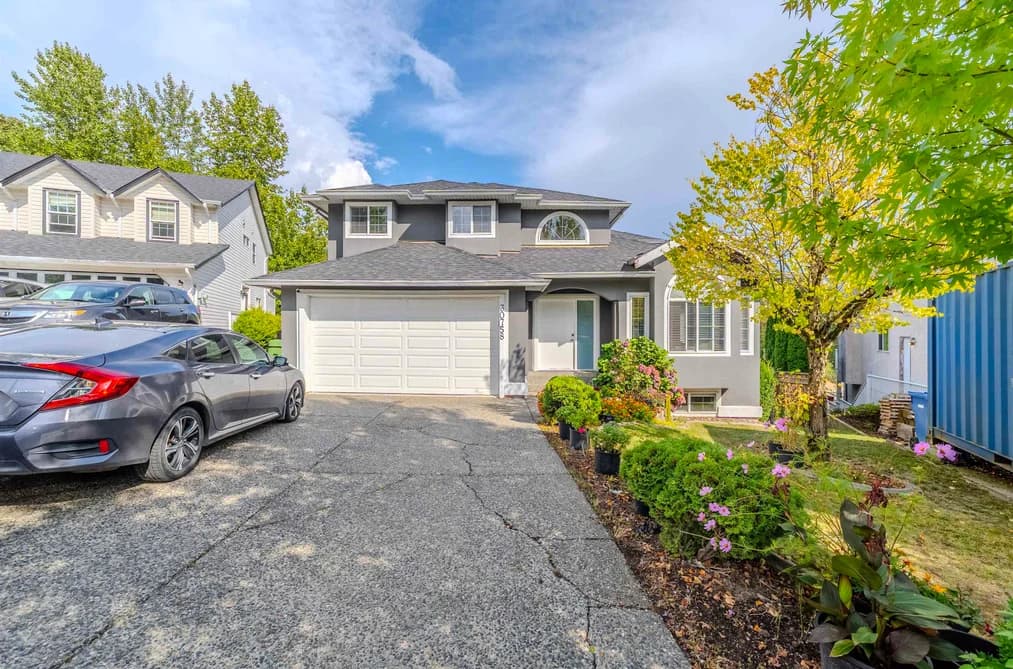 30758 STELLAR COURT, Abbotsford, BC — Residential for Sale - Main Photo