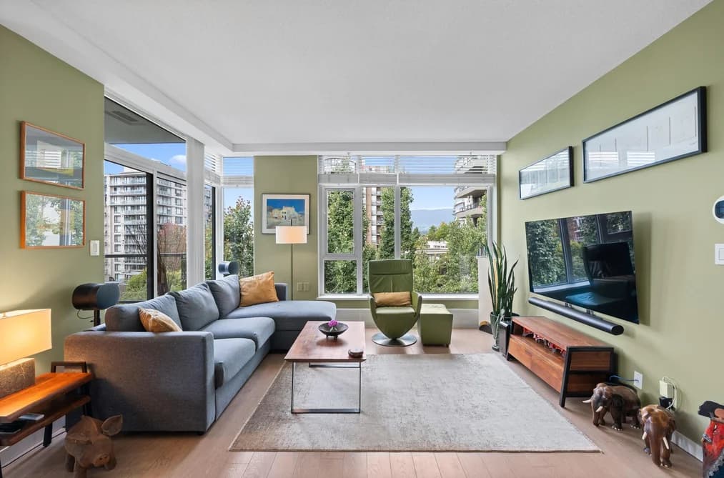 308 135 W 2ND STREET, North Vancouver, BC — Residential for Sale - Main Photo