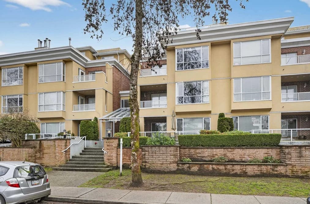 308 2340 HAWTHORNE AVENUE, Port Coquitlam, BC — Residential for Sale - Photo 2