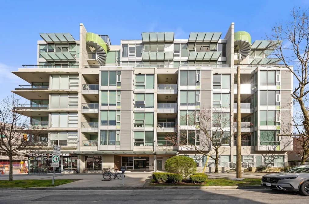 408 2528 MAPLE STREET, Vancouver, BC — Residential for Sale - Main Photo