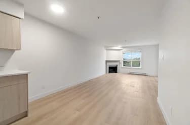 Condo for sale at 308 2928 Commercial Drive Vancouver British Columbia - MLS: R3146425