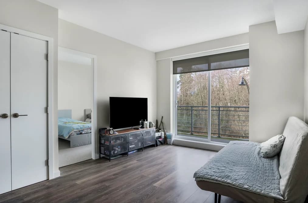 308 308 MORRISSEY ROAD, Port Moody, BC — Residential for Sale - Photo 2