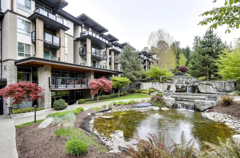 308 7478 BYRNEPARK WALK, Burnaby, BC — Residential for Sale - Photo 2