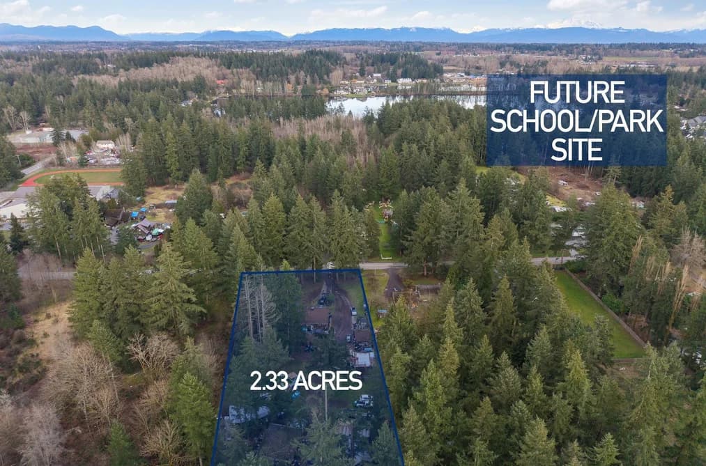 3085 202 STREET, Langley, BC — Residential for Sale - Photo 2