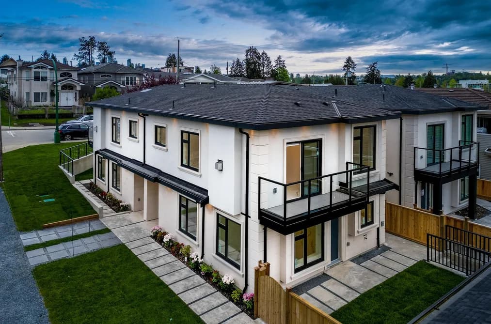 3087 ROYAL OAK AVENUE, Burnaby, BC — Residential for Sale - Main Photo