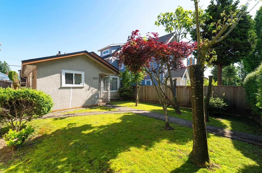 3089 E 1ST AVENUE, Vancouver, BC — Residential for Sale - Photo 2