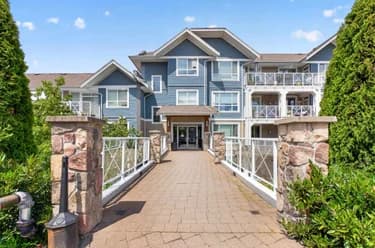 Condo for sale at 309 16380 64 Avenue Surrey British Columbia - MLS: R3138827