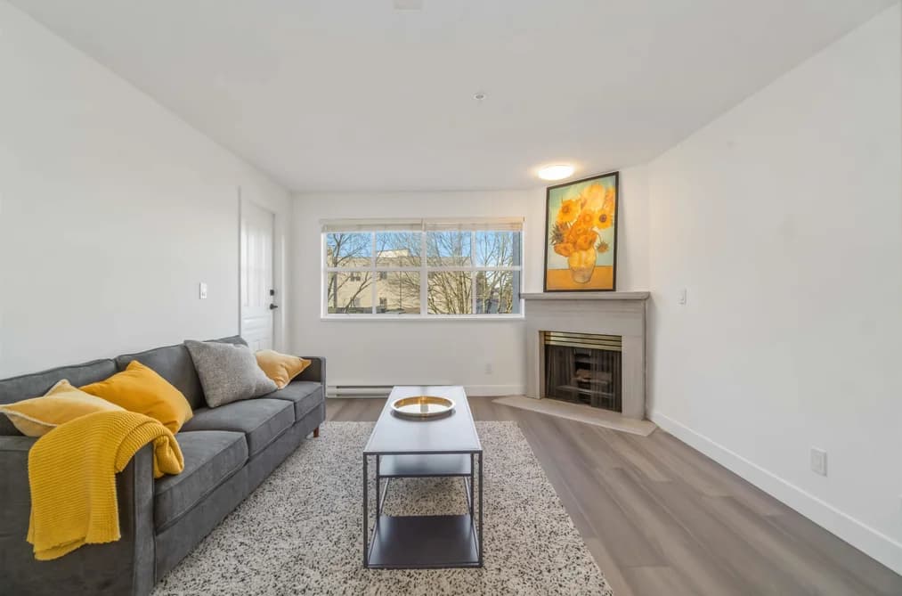 309 2928 COMMERCIAL DRIVE, Vancouver, BC — Residential for Sale - Photo 2