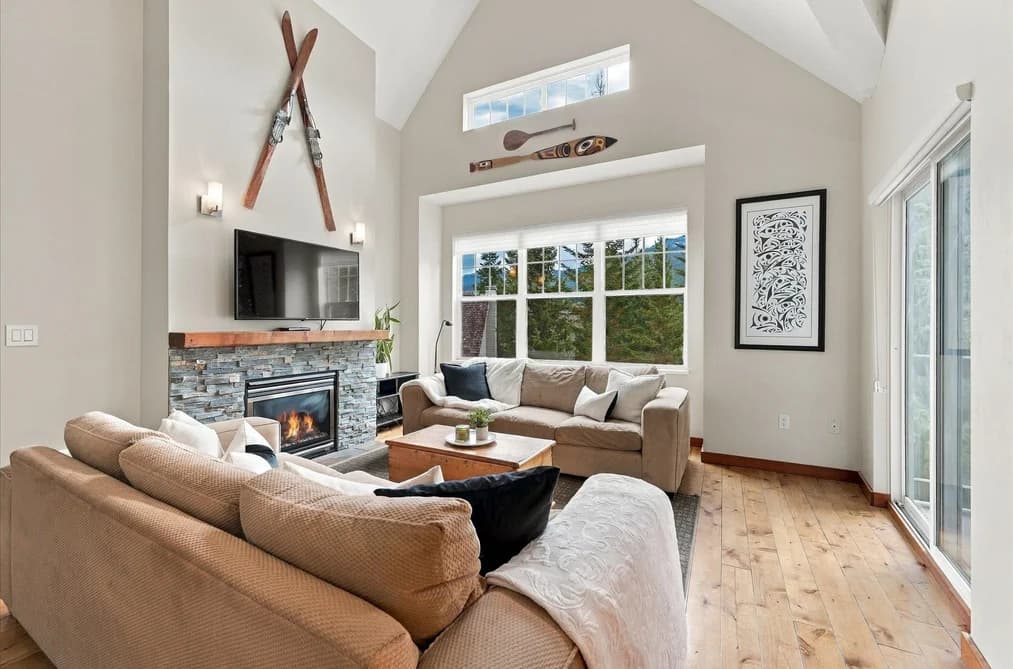 309 3300 PTARMIGAN PLACE, Whistler, BC — Residential for Sale - Photo 2