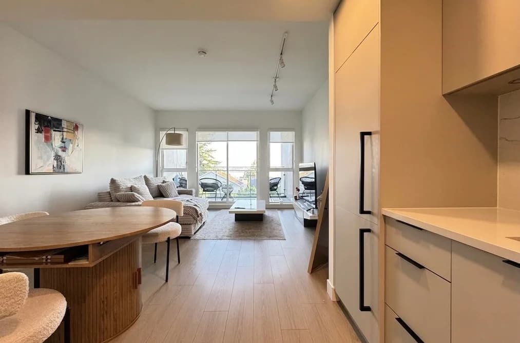 309 422 E 3RD STREET, North Vancouver, BC — Residential for Sale - Photo 2