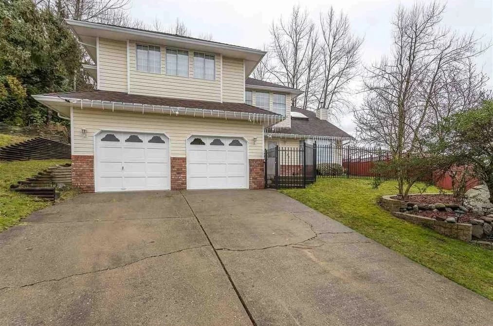 30922 SANDPIPER PLACE, Abbotsford, BC — Residential for Sale - Main Photo