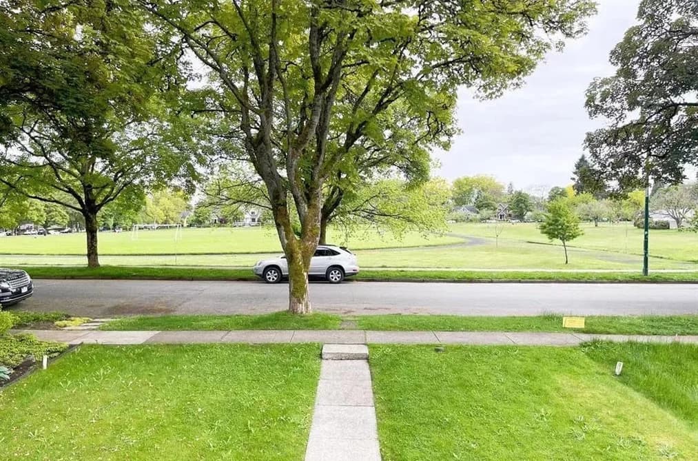 3093 W 29TH AVENUE, Vancouver, BC — Residential for Sale - Photo 2