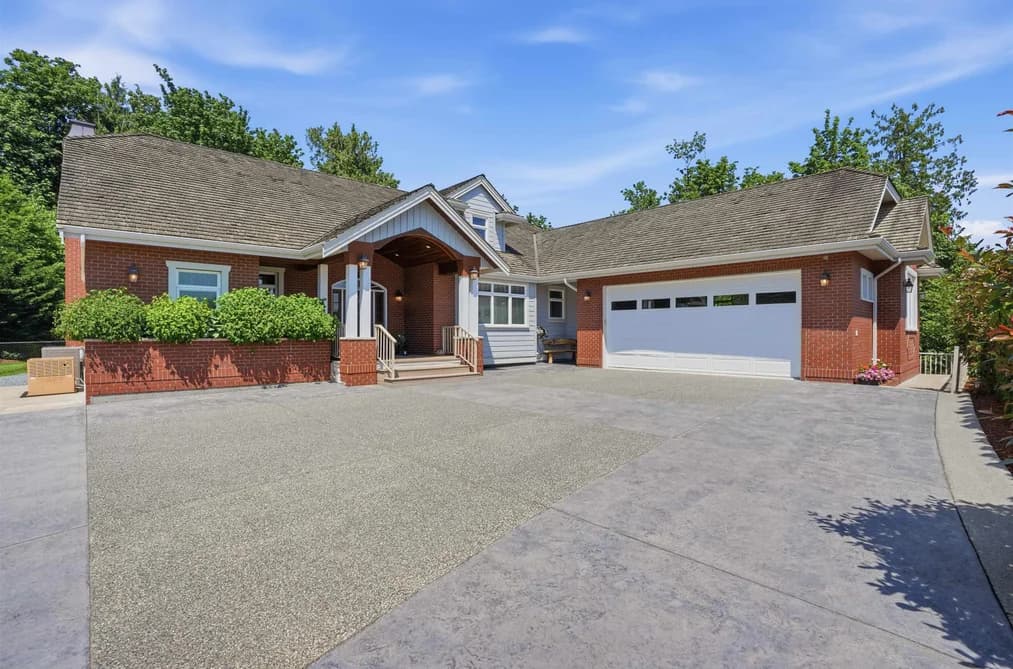 30935 HARRIS ROAD, Abbotsford, BC — Residential for Sale - Photo 2