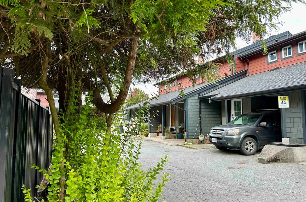31 1500 JUDD ROAD, Squamish, BC — Residential for Sale - Photo 2