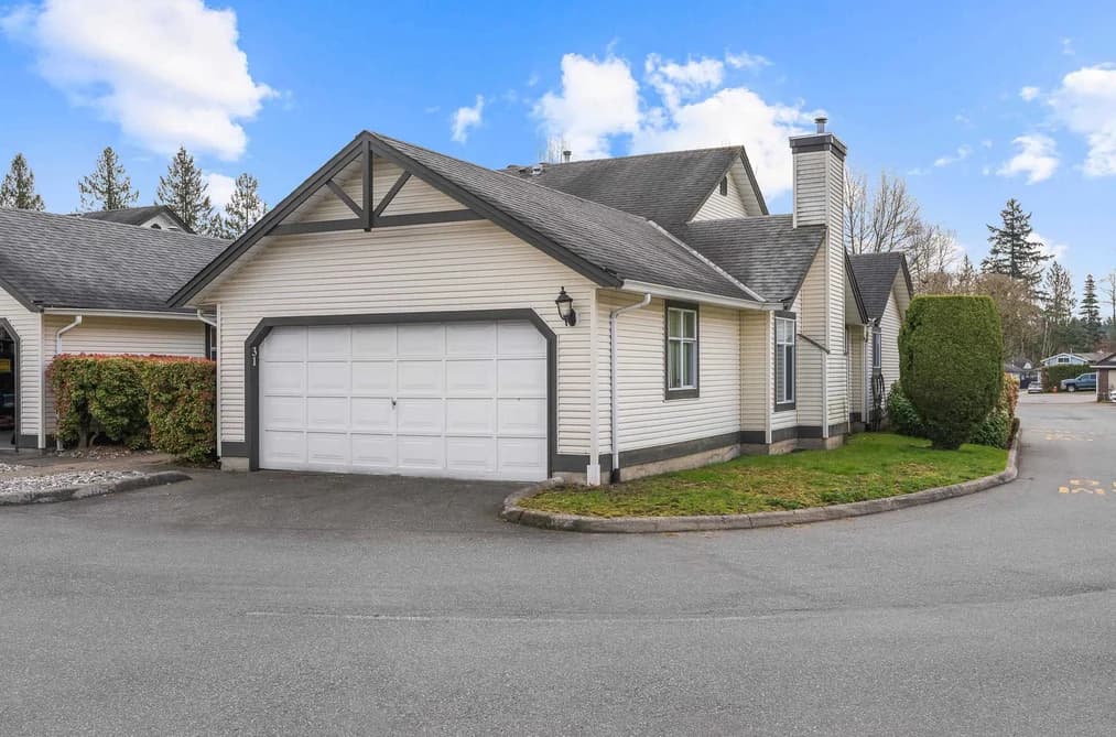 31 19649 53 AVENUE, Langley, BC — Residential for Sale - Photo 2